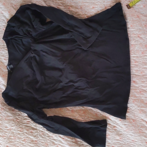 3/4 length black shirt - Picture 1 of 2